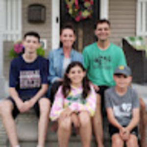 Meet your Posher, Abigail